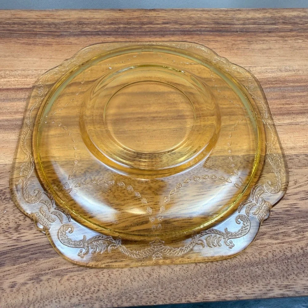 Federal Glass‎ Madrid Amber Depression Glass Saucers Square Scalloped Set of 4